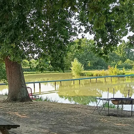 Le Du Vieux Chene *